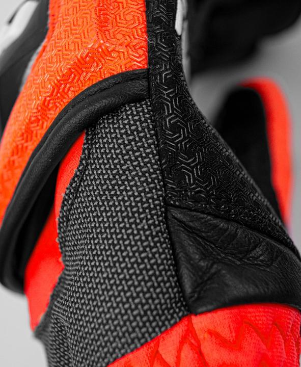 Actual product image Reusch World Cup Warrior GS (7)