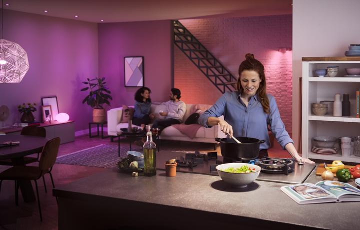 Immagine prodotto Philips Hue Starter set White & Color Ambiance (GU10, 5.70 W, 350 lm, 3 x, G)
