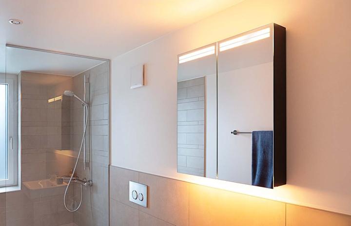 Produktbild Schneider ARANGALINE LED Lichtspiegelschrank, 2 Doppelspiegeltüren, 100x70x12cm, 160.500.02.41