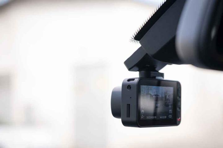 Produktbild Tellur Dash Patrol DC3 4K, GPS, WiFi black (GPS-Empfänger, Eingebautes Display, Eingebaute Anzeige, WLAN, 4K)