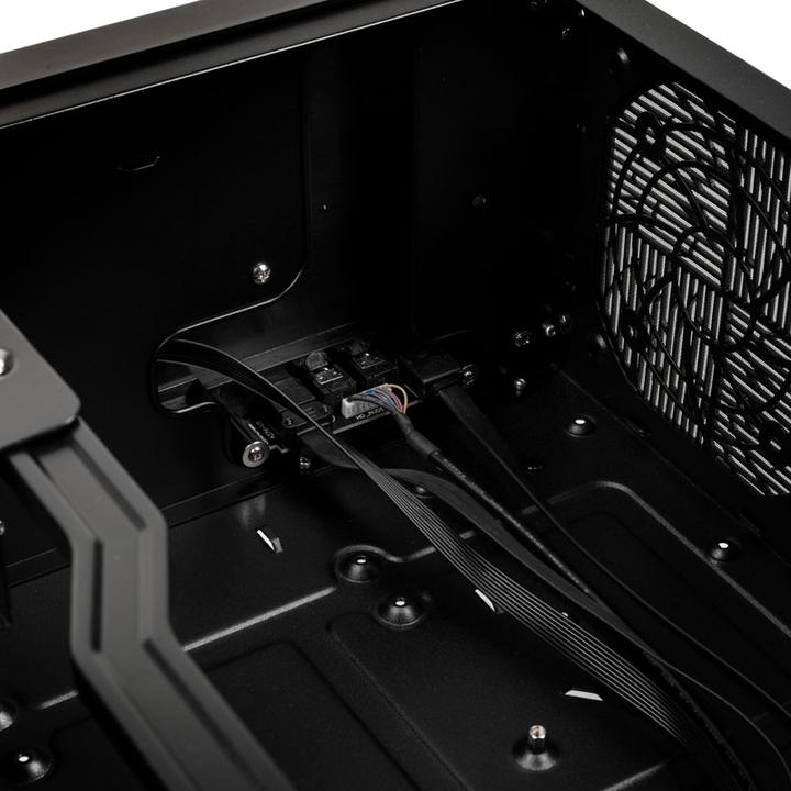 Produktbild Silverstone SST-GD09-C (SSI CEB, ATX, mATX, Mini-ITX)