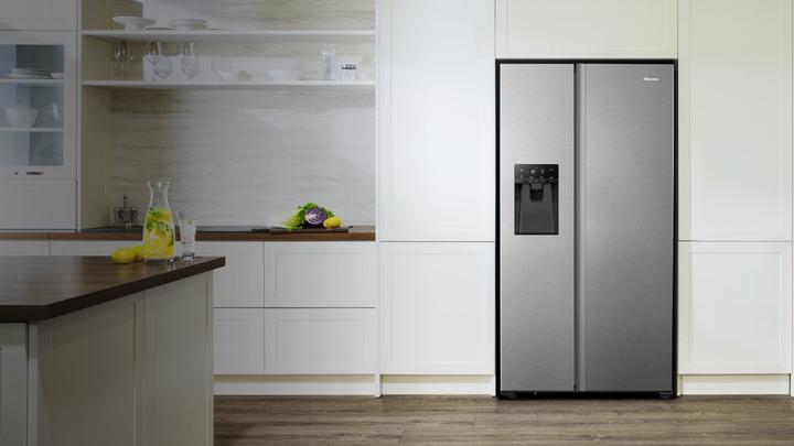 Image du produit Hisense RS694N4TIE Réfrigérateur Side-by-Side Pose libre E Acier inoxydable (562 l)