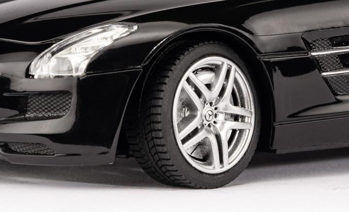 Image du produit Carson 1:24 M.-Benz SLS AMG 2.4G 100% RTR schwa
