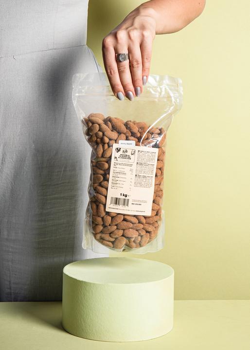 Produktbild KoRo Geröstete Mandelkerne in dunkler Schokolade mit Zimt (1000 g)