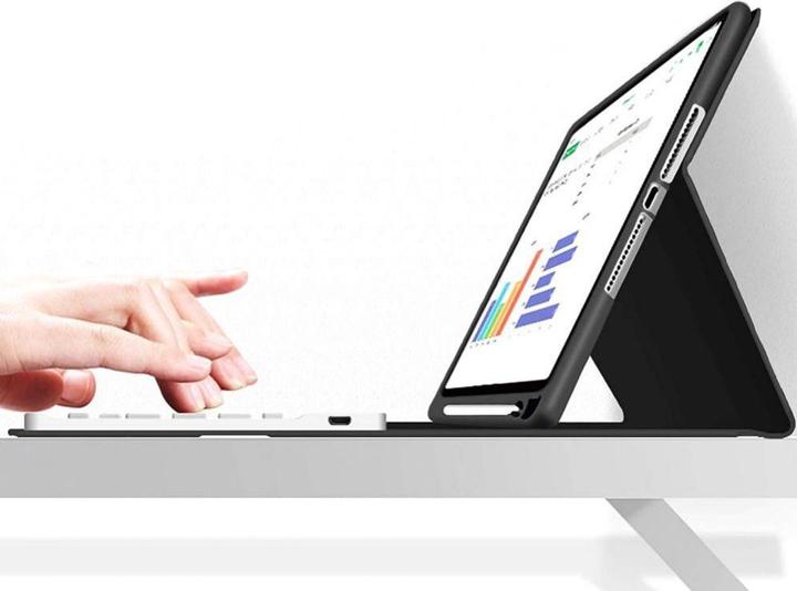Actual product image Tech-Protect Tech-Protect Case + Keyboard (IPad 10.2 (2019/2020/2021))