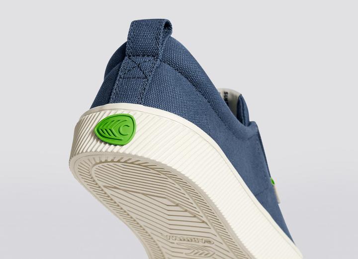Actual product image Cariuma OCA Canvas (45)