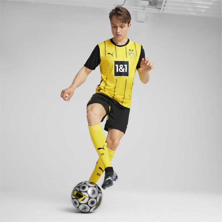 Actual product image Puma BVB Shorts Replica (M)