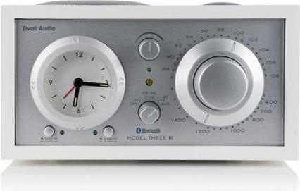 Actual product image Tivoli Audio Audio - Model 3 BT w/ USB - Wekkerradio met Bluetooth - Wit/Zilver (AM, FM, Bluetooth)