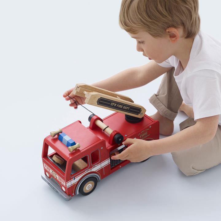 Actual product image Le Toy Van Fire department car set