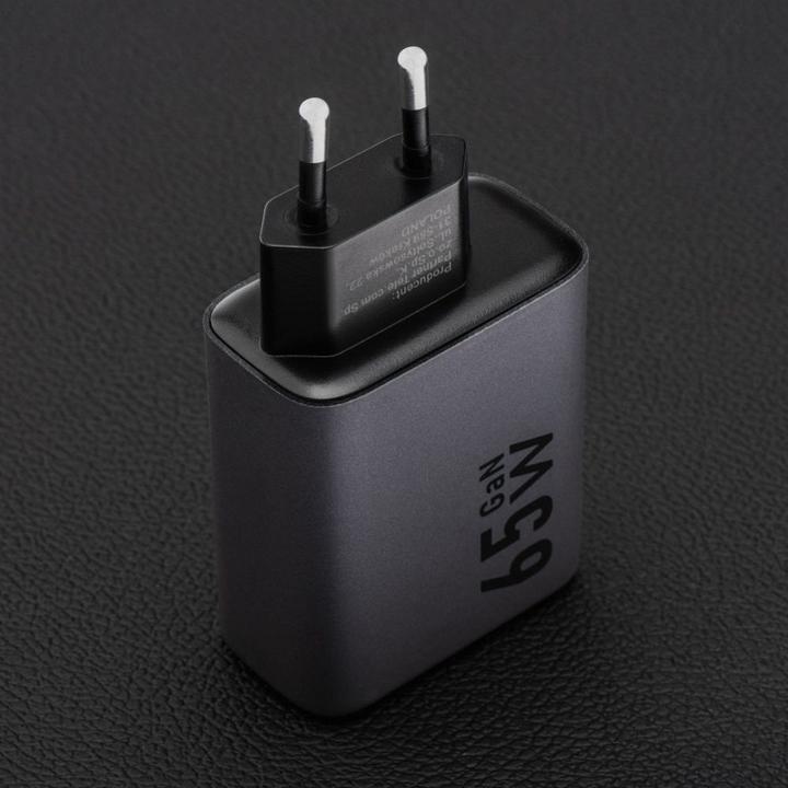 Produktbild Forcell Adapter F-ENERGY GaN VT-42B travel charger 2 x Type C + USB A PD QC4.0 4A 65W gray (65 W)