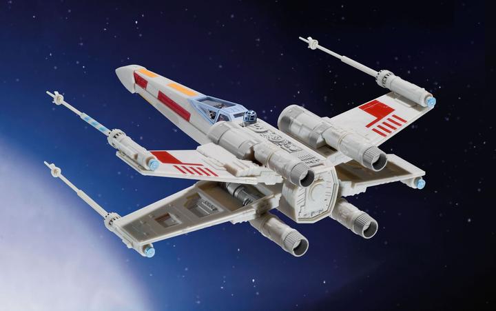 Actual product image Revell Gift Set X-Wing Fighter + TIE Fighter
