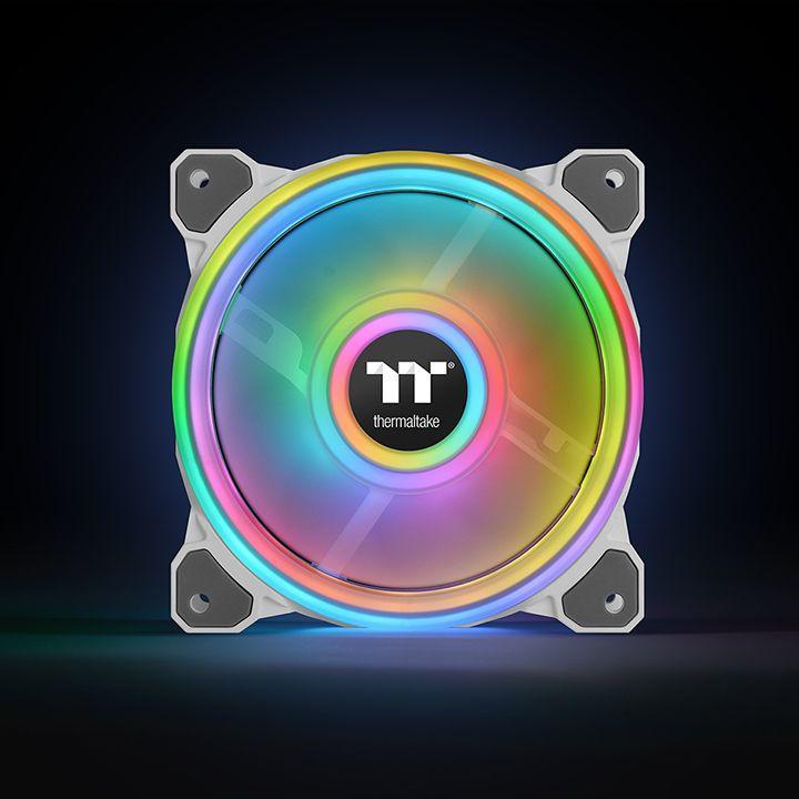 Actual product image Thermaltake Riing Quad 12 RGB White Edition (120 mm, 3 x)