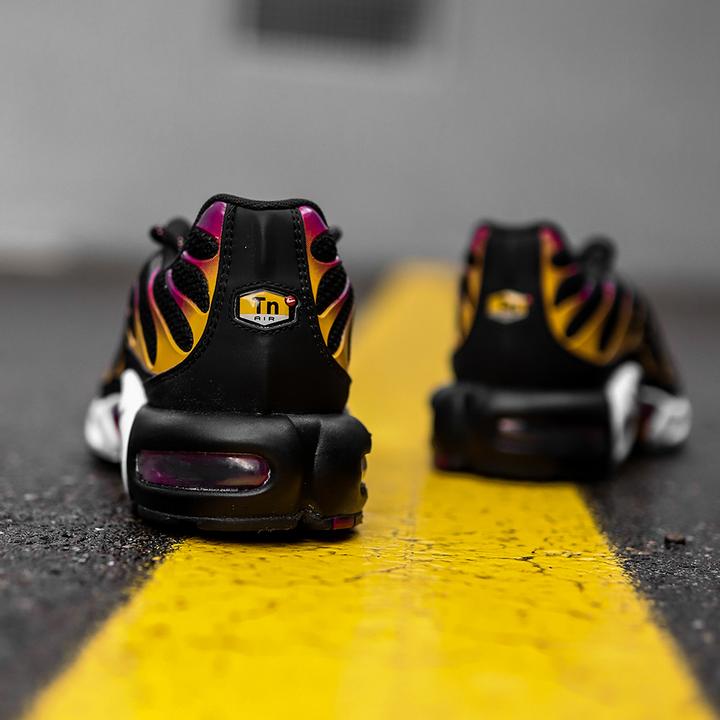 Produktbild Nike Air Max Plus (42)