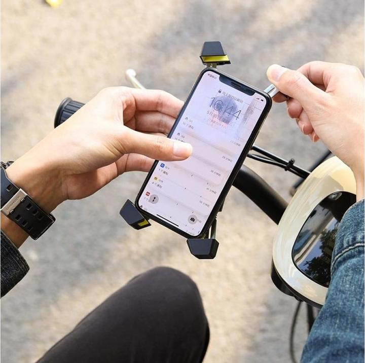 Immagine prodotto Ugreen Supporto per smartphone da bicicletta