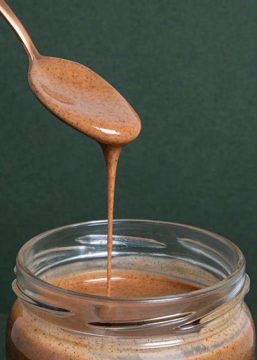 Produktbild KoRo Haselnussmus (500 g)