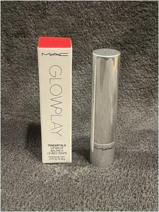 Actual product image Mac Knives Glow Play Tendertalk Lip Balm Banter (Balm, 31.40 ml)