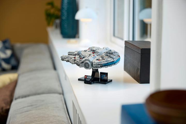 Immagine prodotto LEGO Millennium Falcon (75375, LEGO Star Wars)