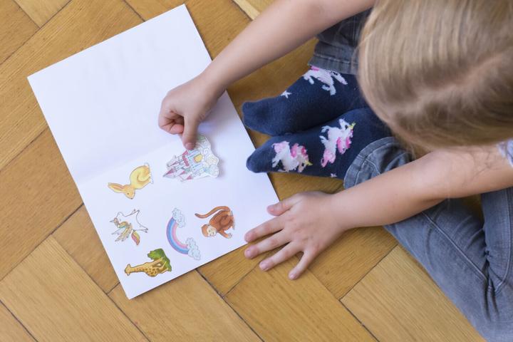 Produktbild Stickeralbum - Dinos