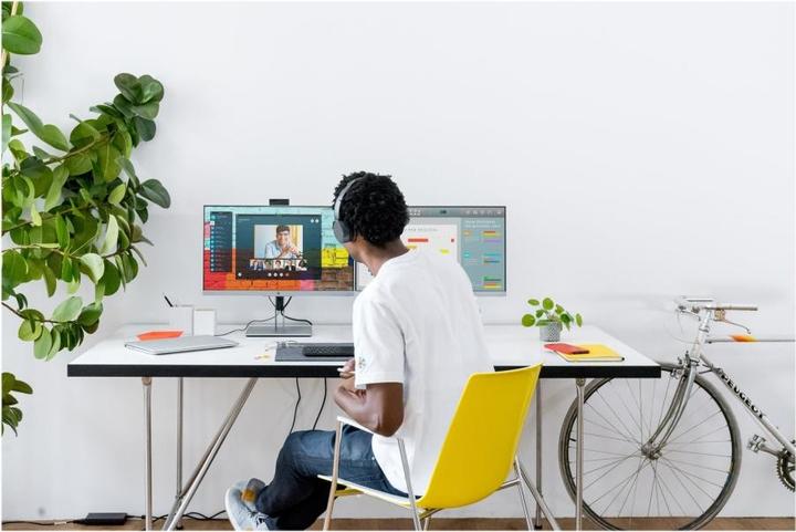 Actual product image HP E243d (1920 x 1080 pixels, 24")