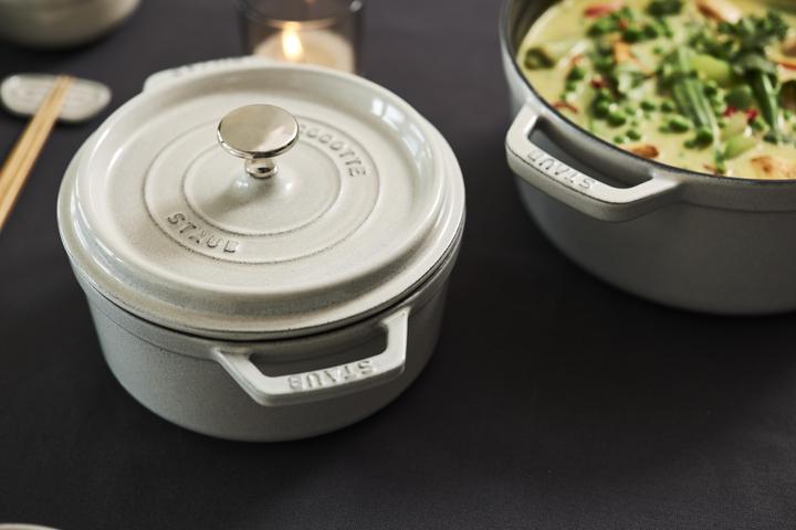 Image du produit Staub Cocotte (24 cm, Cocotte + faitout, Fonte)