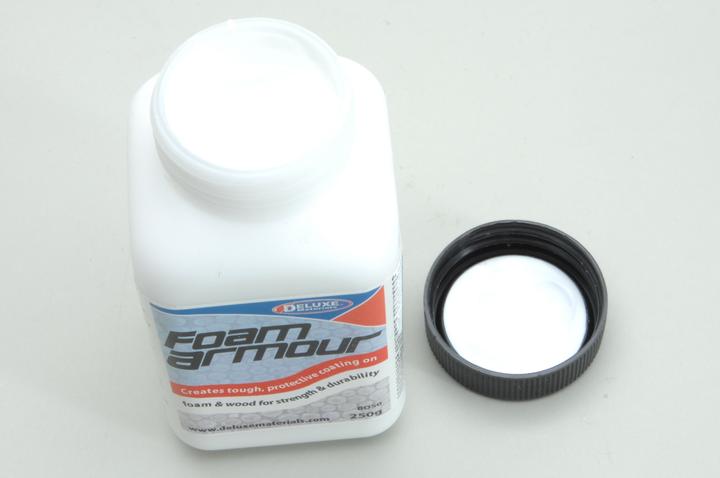Actual product image Deluxe Materials Foam Armour 250g (280 g, 250 ml)