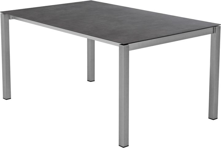 Table de jardin + table de balcon