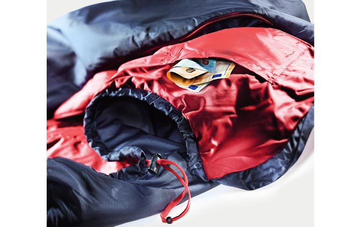 Actual product image Deuter Dreamlite (220 cm)