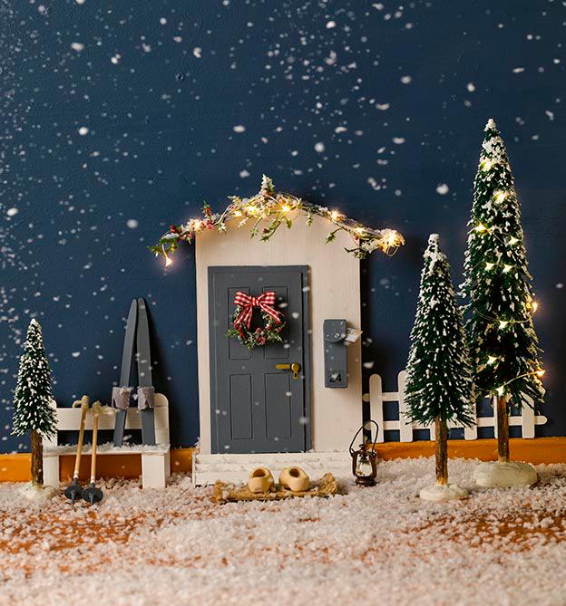 Produktbild Weihnachtliche Wichteltüren. Süsse Bastelprojekte, Tipps für den Wichtelalltag, Streiche und