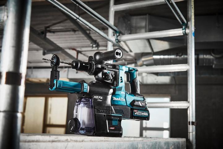 Actual product image Makita 40V Battery combi hammer SDS+ HR004GM201 (Rechargeable battery operated)