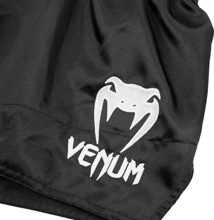 Immagine prodotto Venum Pantaloncini Muay Thai Classic Nero/Bianco (XXL)
