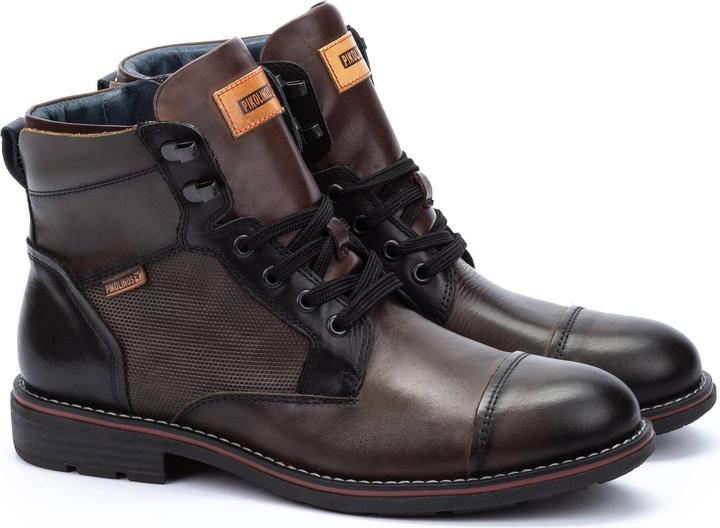 Actual product image Pikolinos York (39)