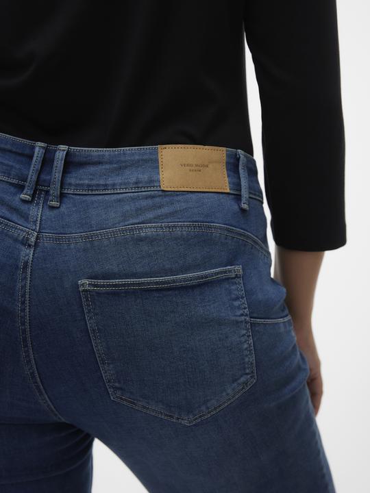Actual product image Vero Moda VMSELA MR SLIM SHAPE JEANS VI3358 CUR Slim Fit Jeans (48)