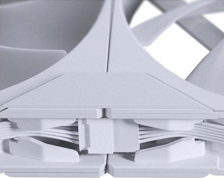 Actual product image Phanteks M25 Gen2 PWM D-RGB fan, 3-pack - 120mm, white (120 mm, 3 x)