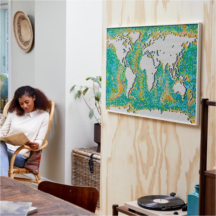 Actual product image LEGO World map (31203, LEGO Art, LEGO Rare Sets)
