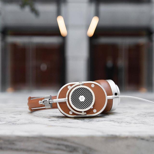 Actual product image Master & Dynamic MW65 (ANC, 24 h, Wireless)