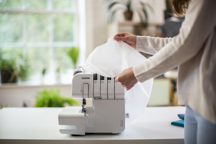 Produktbild Brother M343DST Overlock