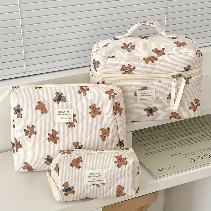 Only-Bags.Store Kuschelige gesteppte Teddybär-Kosmetiktasche - perfekt für Reise oder Schule - weiches