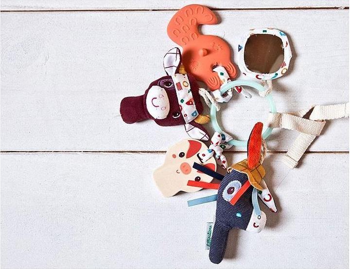 Actual product image Lilliputiens Farm, stimulating keychain