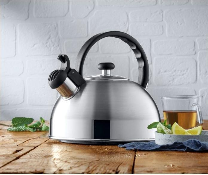 Actual product image WMF Orbit kettle / kettle induction / tea kettle 1.5l, Cromargan stainless steel (1.50 l)