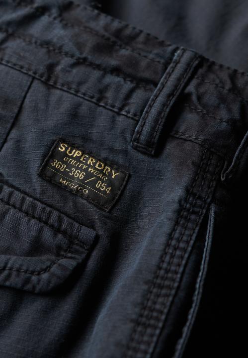 Actual product image Superdry PARACHUTE LIGHT SHORT Heren Broek (34)