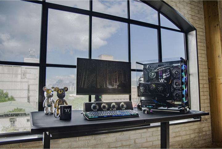 Actual product image Thermaltake Tt Core P3 TG Pro Black CA-1G4-00M1WN-09 (mATX, ATX, Mini-ATX)