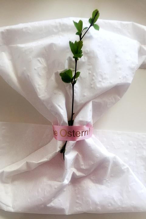 Actual product image Brother TZe-RE34 (1.20 cm, Gold, Rose)