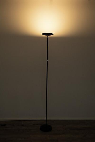Immagine prodotto Maul Lampada da terra a LED MAULsphere, altezza 1825 mm, 2100 lumen, 26 W, nero opaco (2100 lm)