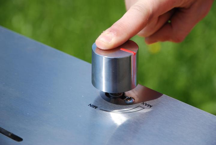 Actual product image BBQ Dragon Top heat grill Searer 800