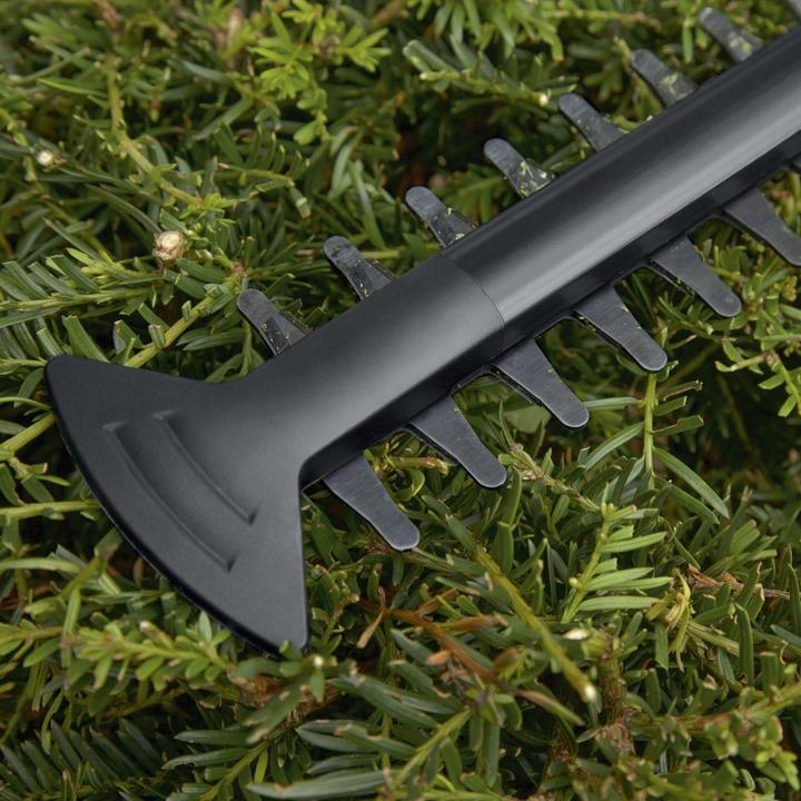 Actual product image Bosch Home & Garden EasyHedgeCut 18-45 (Rechargeable battery operated)