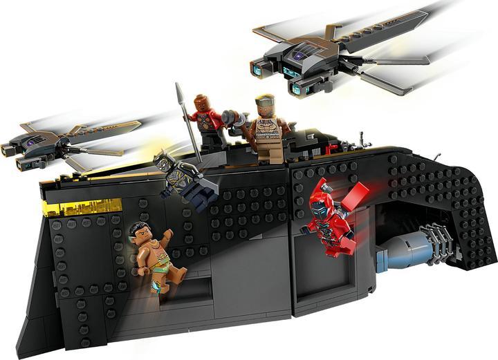Actual product image LEGO Super Heroes - Black Panther: War on the Water (76214, LEGO Marvel)