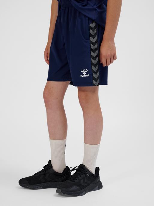 Actual product image hummel Hmlauthentic Woven Shorts Kids (128)