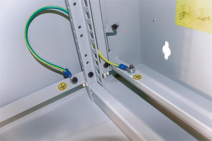 Image du produit Intellinet Distributeur mural 19" avec cadre pivotant (10.86 HE, Rack 19 pouces)