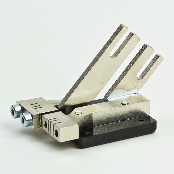 Immagine prodotto Dema Nutschneideschlitten klein + Aufnahme f. Styroporschneider Thermoschneider 94141