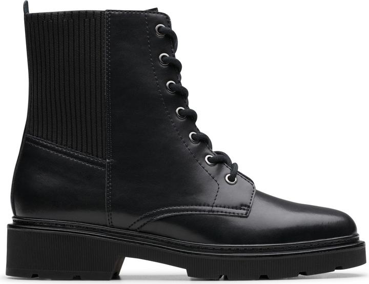 Actual product image Clarks W Lauryl West (40)